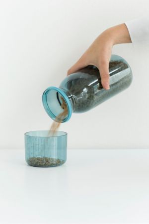 Pot de rangement avec tasse à mesurer 1,3 litre - Mint